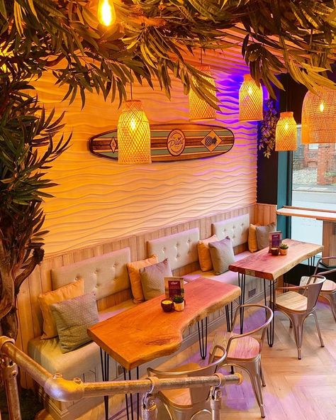 Biophillic Interiors, Boho Restaurant, Juice Bar Interior, Surf Bar, Surf Cafe, Deco Surf, Juice Bar Design, Boho Bar, Surf Coffee