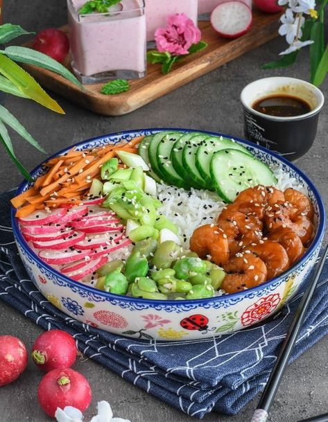 Poke Bowl Sauce, Easy Taco Salad Recipe, Main Dish Casseroles, Healthy Dinner Options, Poke Bowls, Layered Salad, Meatless Main Dishes, Simple Green Salad, Easy Pasta Salad