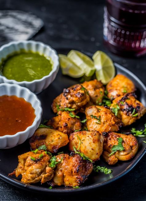 Tandoori Chicken Tikka Recipe, Garlic Balls, Chicken Tikka Marinade, Tandoori Chicken Tikka, Chicken Tikka Kebab, Chicken Tikka Recipe, Chicken 65, Tikka Masala Sauce, Tikka Recipe