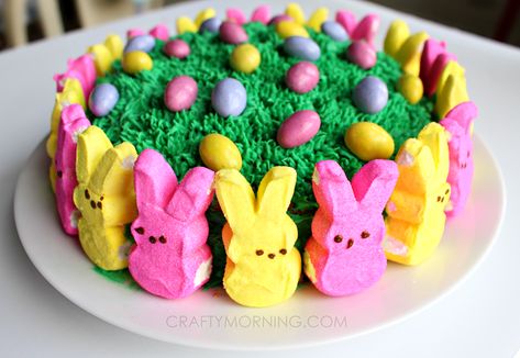 Easy Marshmallow Peeps Easter Cake - Crafty Morning Peeps Dessert, Easter Cake Easy, Peeps Recipes, Cute Easter Desserts, Peeps Cake, Living Rich, Easter Food Crafts, Easter Bunny Cupcakes, Ricotta Cheesecake