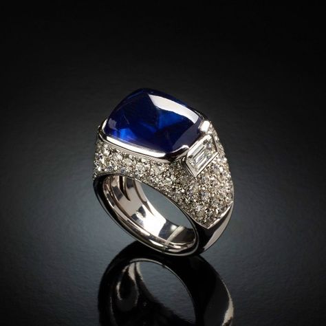 Sapphire and diamonds ring INTENSITA' Sapphire Rings For Men, Stones Rings, Men Jewellery, Mens Ring Designs, Blue Sapphire Jewelry, Canary Diamond, Saphir Ring, Blue Sapphire Pendant, Precious Stones Rings