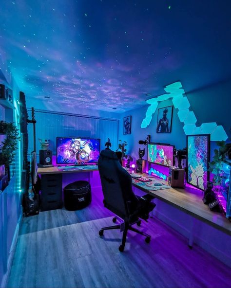 GamersGarages on Instagram: “This looks like a Dream to me!🤩🌌 Rate This Setup 1-10⚡Follow For A Chocolate Chip Cookie🍪➕ ___________________________________ 👉 Follow…” Games Room Inspiration, Game Setup, Best Gaming Setup, Pc Gaming Setup, Video Game Room Design, Desktop Setup, Computer Room, Space Room, Gaming Room Setup