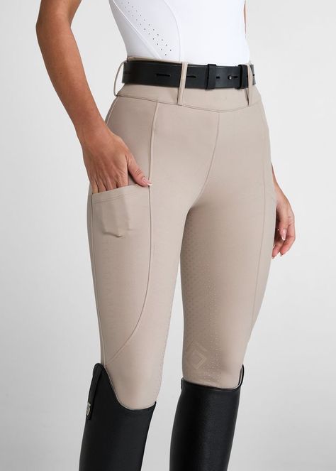 Riding Pants Outfit, Breeches Equestrian, Horse Girl Aesthetic, Equestrian Style Outfit, Vivienne Westwood Tops, Equestrian Clothes, Free Rain, Horse Riding Pants, Equestrian Outfit