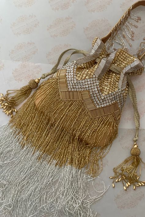 Buy Gold Sequin And Cutdana Faux Silk Potli Bag by Bhavna Kumar Online at Aza Fashions. Garara Designs Pakistani Dresses, Bead Tassels, Diy Earrings Easy, Indian Wedding Jewelry Sets, Handmade Fabric Bags, Potli Bag, Diy Bag Designs, Beautiful Pakistani Dresses, Fancy Dresses Long