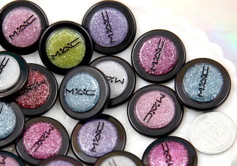 MAC glitter eyeshadows Mac Glitter Eyeshadow, Mac Glitter, Eyeshadow Art, Cool Eyeshadow, Bluish Green Eyes, Glitter Eyeshadow Palette, Eyeshadow For Blue Eyes, Glitter Bomb, Hair And Makeup Ideas