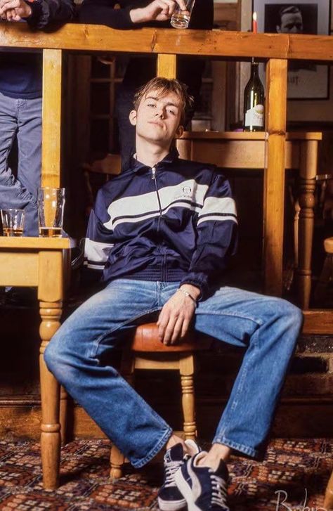 Damian Albarn, Damon Albarn Style, Brit Pop Fashion, 90s British Fashion, Britpop Fashion, Damon Albarn 90s, Brit Pop, Blur Band, 90s Fashion Men