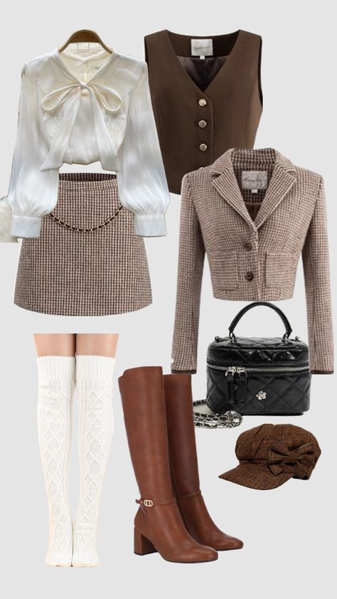 Elegant Winter Clothes, Professional Coquette Outfit, Girly Business Casual Outfits, Old Money Female Outfits, Royal Outfit Ideas, Airport Chic, Cozy Winter Outfit, Sweaters Trendy, Comfy Boots