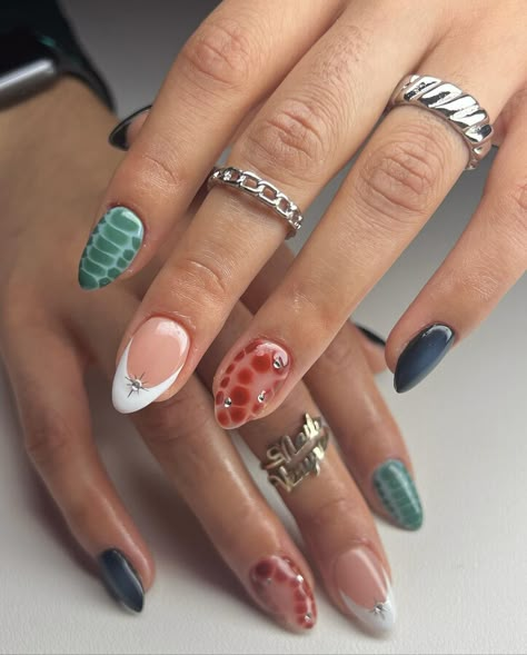 Love a mix match set 🤍 Natural short round *reshaped @apresnailofficial Inspo: @kimchinailz #apresgelx #mixmatchnails #auranails… | Instagram Mix Match Nails, Cute Simple Nails, Summery Nails, Cute Gel Nails, Manicure Y Pedicure, Minimalist Nails, Fire Nails, Funky Nails, Short Acrylic Nails