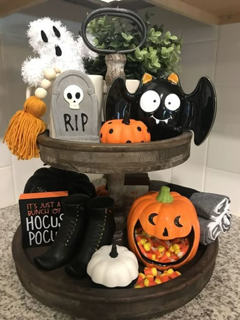 Halloween Tiered Tray Ideas, Halloween Aesthetic Decor, Tiered Tray Ideas, Halloween Tray, Halloween Entryway, Dollar Store Halloween Decorations, Scary Halloween Decorations Outdoor, Tier Trays, Lights Decor