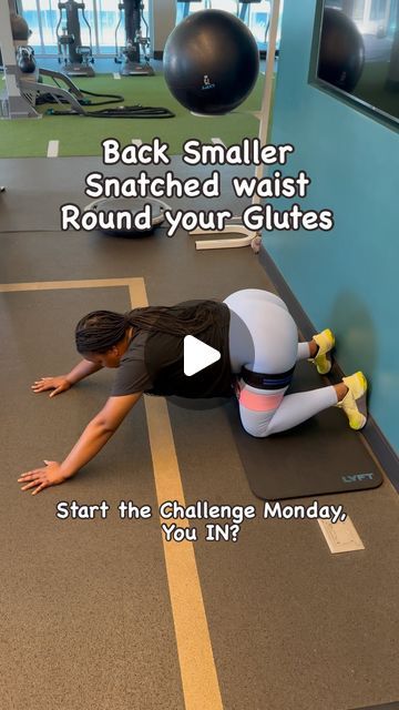 Worlds #1 Home Workouts for women on Instagram: "Start Monday see your body change in 4 weeks!  Comment “IN” for challenge Link  Back & Booty Challenge  No Gym, Just Dumbbells  Only 35 min a day   #backworkoutsforgirls #glutesworkout #bodyweightworkouts #workoutsforbeginners #resistancebandworkout" Back Exercises Women, Back Fat Exercises At Home, Body Workouts For Women, Home Workouts For Beginners, Glute Challenge, Hiit Exercises, Body Change, Workout Programs For Women, At Home Workouts For Women