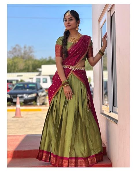 Saree To Half Saree, Simple Langa Voni, Dhawani Designs, Kurti From Saree, Langa Voni Designs, Half Saree Designs South Indian, Saree For Marriage, Half Saree Ideas, Half Saree Blouse Designs