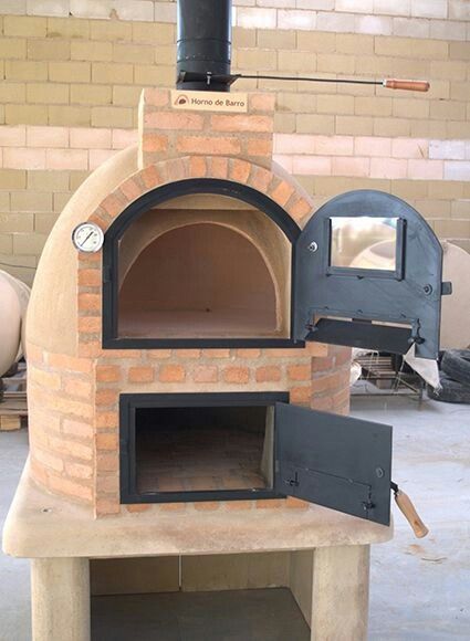 Bbq Kitchen Outdoor, Backyard Bbq Ideas, Bbq Ideas Backyard, Aesthetic Bbq, Bbq Aesthetic, شواية فحم, Outdoor Bbq Party, Brick Pizza Oven Outdoor, Outdoor Fireplace Pizza Oven