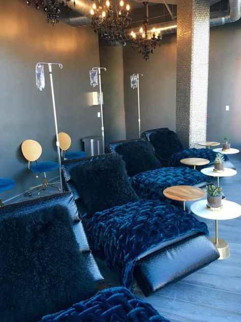 West Hollywood - Cienega Med Spa Esthetician Room Decor, Spa Lounge, Medical Office Decor, Esthetics Room, Spa Room Decor, Spa Interior Design, Salon Suites Decor, Lounge Interiors, Spa Rooms