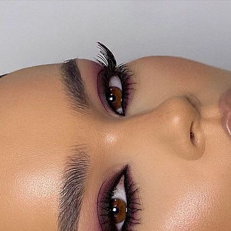 𝐁𝐀𝐁𝐘- 𝗯𝘆 𝗟𝗼𝗿𝗿𝗮𝗶𝗻𝗲 ®️ on Instagram: "Baby Eyeshadow Palette using “lava” shade for this plum smokey & Hollywood lashes" Hollywood Lashes, Instagram Baby, Lorraine, Eyeshadow Palette, Plum, Eye Makeup, Lashes, Hollywood, Shades