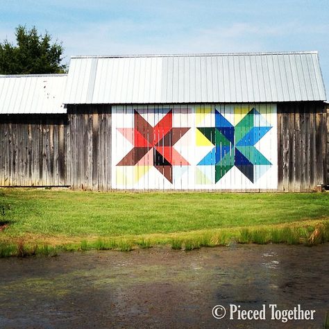 Double the fun! Here's a Double LeMoyne Star at the old GoodSeed Farm in Peebles - part of the first quilt trail in Adams County, OH. Painted Barn Quilts, Colorful Quilt, Country Barns, Barn Quilt Designs, Midwest Living, Barn Art, Barn Quilt Patterns, Colorful Quilts, Modern Barn