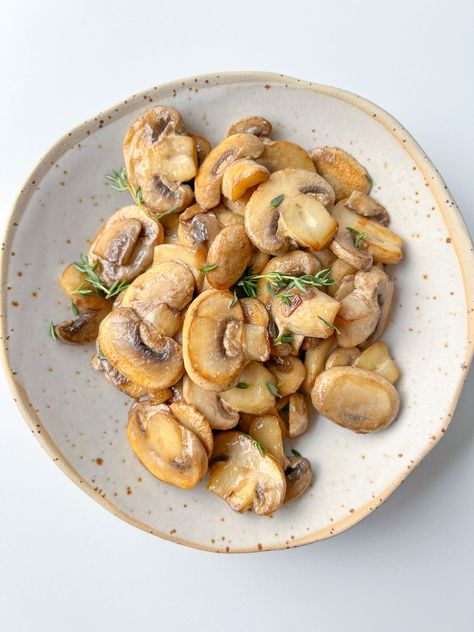 How To Cook Mushrooms (Like a Chef) Making Mushrooms, Best Mushrooms, Cooking Mushrooms, Gf Sides, Cook Mushrooms, Ginger Shot Recipe, Modern Nonna, How To Cook Mushrooms, Grilled Chicken Salad