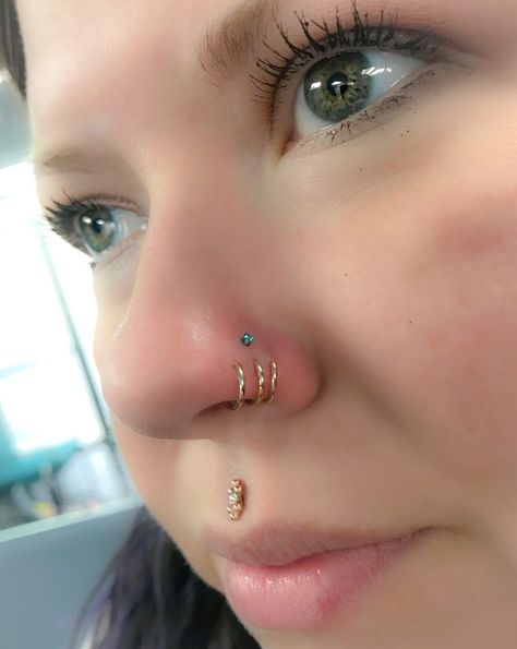 Celebrities With Nose Piercings, Nose Piercing Ideas, Nose Jewellery, Triple Piercing, Piercing Aesthetic, Cute Nose Piercings, Nostril Piercing, Piercing Inspo, Face Piercings