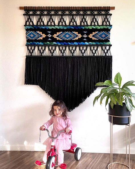 Lucy Lanuza / Macrame Elegance on Instagram: “Too much cuteness here. If you know me- you know I’m crazy about my grandkids. And when I get the chance, I use them to show size…” Macrame Projects Ideas, Easy Macrame Wall Hanging, Black Macrame Wall Hanging, Contemporary Tapestry, Contemporary Tapestries, Wall Hanging Ideas, Macrame Wall Hanger, Wall Decoration Ideas, Weaving Wall Hanging