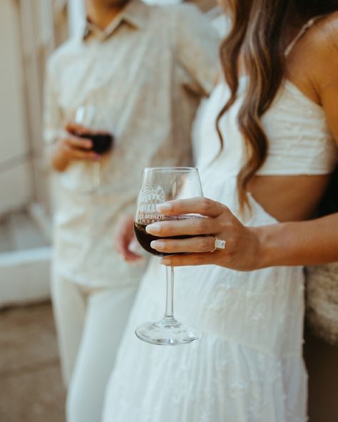 Clare & Jake featuring their favorite bottle of wine 🍷🍇 You can always count me in for a winery engagement session! Engagement Photos With Wine, Engagement Photos Winery Vineyard, Engagement Photos Winery, Winery Engagement Photos, Vineyard Engagement Photos, Vineyard Engagement, Winery Engagement, Fall Engagement Pictures, Engagement Pic