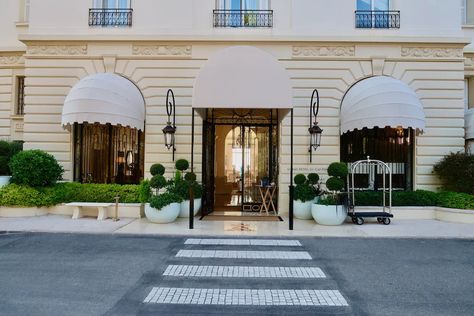 Review: Four Seasons Grand-Hotel du Cap-Ferrat (French Riviera) Mediterranean Village, Princess Life, Hotel Entrance, Hotel Building, Royal Hotel, Expensive Houses, The French Riviera, Five Star Hotel, Four Seasons Hotel