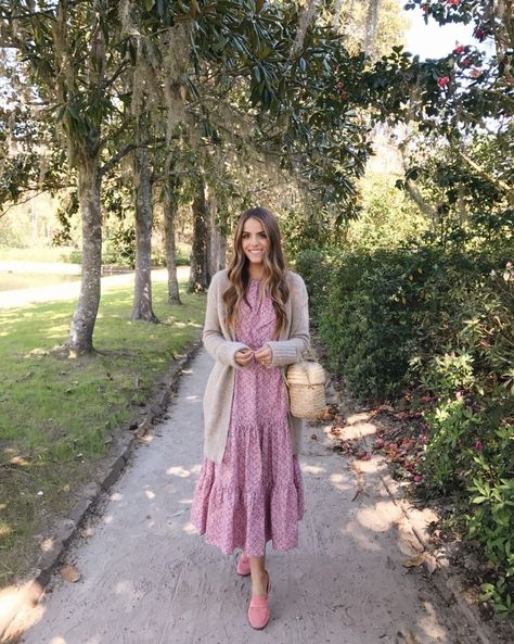 Dress Outfits With Cardigan, Plus Size Romantic Style, Cardigan Outfit Dress, Cardigan And Dress Outfit, Dress And Cardigan Outfit, Garden Wear, Cardigan Dress Outfit, Rebecca Taylor Dress, Dress Cardigan