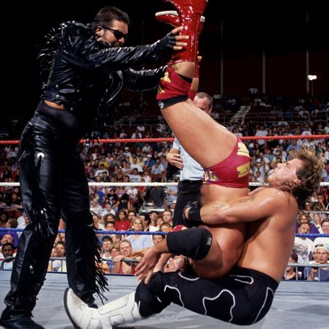 Diesel and Shawn Michaels with a spike pile-driver on Razor Ramon The Kliq, Razor Ramon, Scott Hall, Shawn Michaels, Ring Name, Wwe Smackdown, Wwe Photos, Stone Cold, Professional Wrestling