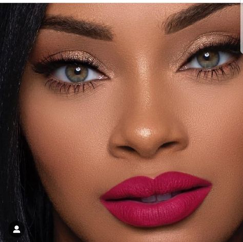 Chic Makeup Looks, Makeup Clips, African Makeup, Makeup Looks To Try, Monolid Makeup, Bronze Eye Makeup, Neutral Eye Makeup, Bright Eye Makeup, Dramatic Eye Makeup