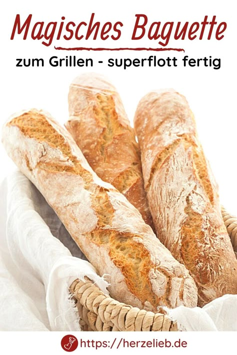 Brot Rezepte, Rezepte Grillen: Rezept für Baguette von herzelieb, einfach, leicht und schnell, Baguette Rezept, mit dem man auch Baguette Brötchen backen kann. Man kann nie genug Brot Rezepte oder Baguette Rezepte haben.No knead. Kein Kneten und in 2 Stunden fertig Ideal zum Geburtstag, zur Konfirmation, zur Party, zum Abendbrot, zum Dip oder auch zur Hochzeit. No Knead Bread oder Brot zum Grillen. Schnellstes Brot Rezept, das ich kenne. #herzelieb #brot #grillen The Great British Bake Off, Artisan Bread, Bread Rolls, Pampered Chef, Pizza Recipes, Bread Baking, Hot Dog Buns, Parmesan, Food Blogger