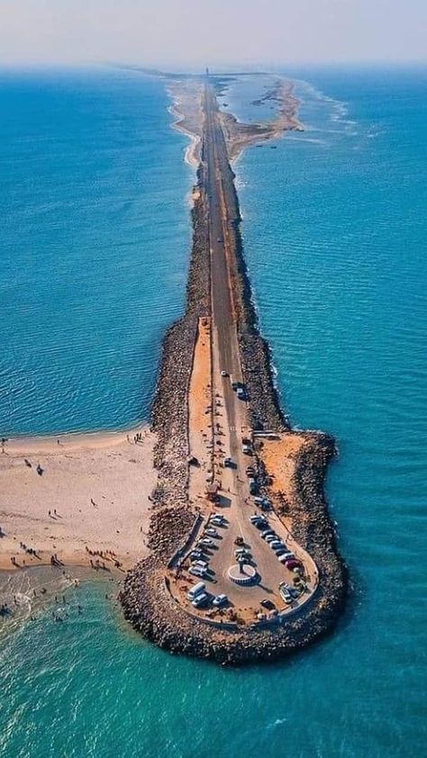 Saraswati River, India Travel Places, Abandoned Town, Kanyakumari, Hills Resort, Bay Of Bengal, Summer Destinations, Hill Station, Tamil Nadu