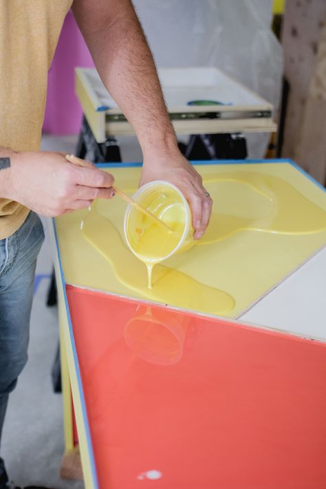 Office desk w: color infused epoxy top - mixing in paint (click for more details) Diy Corner Desk, Color Desk, Diy Computer Desk, Color Epoxy, Office Paint, Diy Table Top, Epoxy Table Top, Resin Top, Epoxy Resin Table