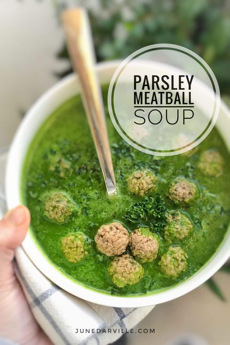 Parsley Soup, Soup With Meatballs, Bisque Soup Recipes, Lobster Bisque Soup, Parsley Recipes, Bisque Soup, Recipes Mediterranean, Thanksgiving Dinner Ideas, Green Soup