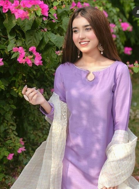 Dress Design Pakistani, Lilac Fabric, Pakistani Women Dresses, Kameez Designs, 3 Piece Outfit, Velvet Dress Designs, Pakistani Dresses Casual, Beautiful Pakistani Dresses, Simple Pakistani Dresses