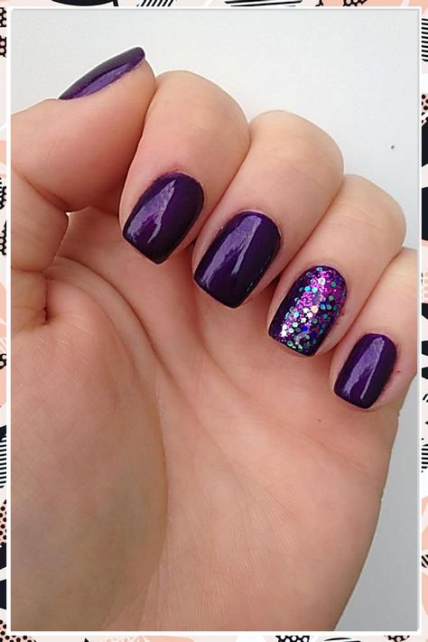 Discover the ultimate guide to purple nail colors with our top 8 stunning ideas for this season! Whether you prefer deep plum, vibrant lavender, or soft lilac, these shades will elevate your nail game. From chic designs to trendy finishes, find inspiration that suits any occasion. Transform your nails into a fashion statement with these must-try purple nail colors that are sure to turn heads and make a lasting impression. Ongles Gel Violet, Matte Make Up, Purple Gel Nails, Wedding Nails Glitter, Red Carpet Manicure, Purple Nail Designs, Purple Nail, Super Nails, Nails Polish