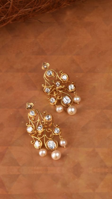 Pearls Ear Rings Gold, Gold Pearl Earrings Designs, Azva Jewellery, Indian Pearl Earrings, Pearl Earrings Indian, Contemporary Gold Jewellery, Polki Diamond Jewellery, Pearl Earrings Designs, Gold Earrings Indian