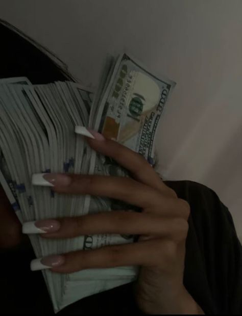 Stacks Of Money, Life Goals Future, Money Vision Board, Vision Board Photos, Mo Money, Dream Vision Board, Money Stacks, Money Pictures, Money On My Mind