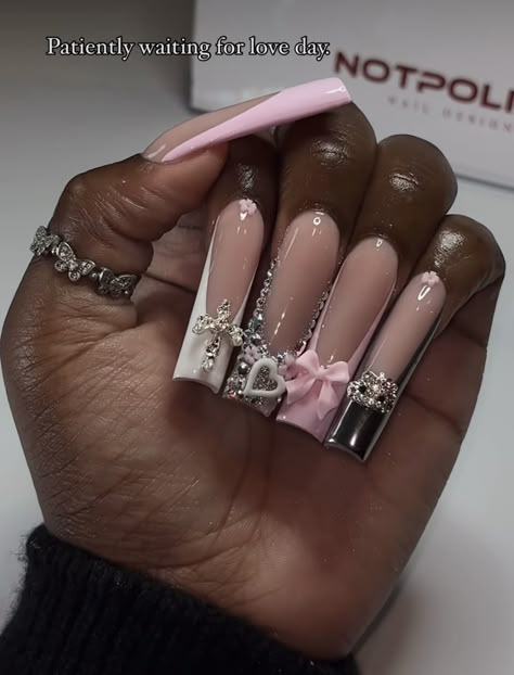 Pearl Hello Kitty Nails, Long Nail Ideas With Initial, Long Pink Nail Ideas, Junk Nail Set, White Nails Inspo Long, Grey Birthday Nails, Extra Nail Ideas, Extra Acrylic Nails, Sagittarius Nails Acrylic