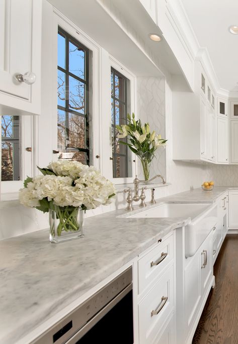 White kitchen with quartz countertops #whitekitchen #quartzcountertops #kitcheninspiration Quart Countertop White, White Grey Quartz Countertops, Olympia Quartz Countertop, Grey Quartz Countertops White Cabinets, Quartz Countertops With White Cabinets, White Kitchens With Quartz Countertops, White Kitchen With Quartz, Greg House, Maine Kitchen