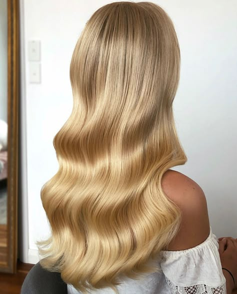 #Bridal #wedding #Big day #Gelin #Gelinlik #Düğün #Braut #Hochzeit #Bridal_hair #Wedding_Hair_Vine #hair_Style Barbie Blonde Hair, Perfect Blonde Hair, World Hair, Hair Goal, Going Blonde, Golden Blonde Hair, Gold Blonde, Warm Blonde, Barbie Hair