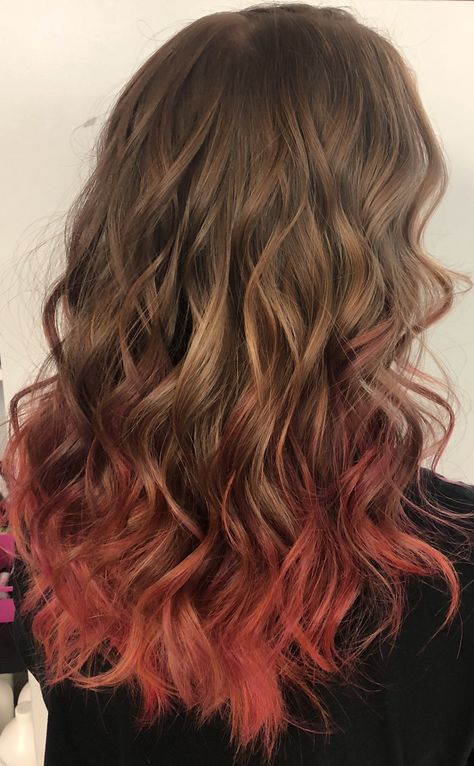 Curtain Bangs And Long Hair, Hair Color Ends, Brown Hair Red Tips, Dip Dye Hair Short, Blonde Hair Fade, Blonde Hair With Red Tips, Pink And Orange Ombre, Orange Ombre Hair, Red Hair Tips