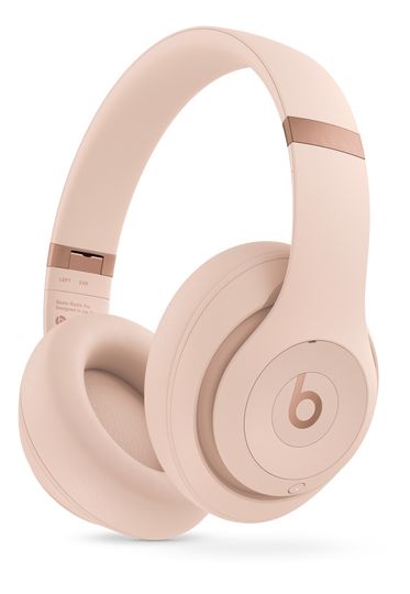 Beats Studio Pro - Kim Special Edition - Moon  https://store.apple.com/xc/product/MW663LL/A Beats Studio, Gadgets Electronics, Tech Accessories, Gadgets, I Want, Electronics