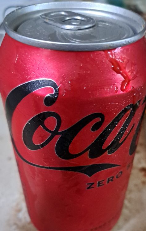 C2 Drink, About Me Template, Coca Cola Zero, Coke Zero, Diet Coke, School Project, Keanu Reeves, Scarlet, Coca Cola