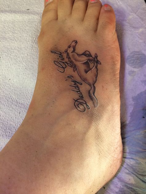 Mustang tattoo "daddy's girl" One day I will get this to remember my dad ❤️ Mustang Tattoo For Women, Mustang Tattoo Ideas, Mustang Tattoo, Arm Sleeve Tattoos, Cute Tattoos For Women, One Day I Will, Sleeve Tattoo, Book Art Drawings, Arm Sleeve