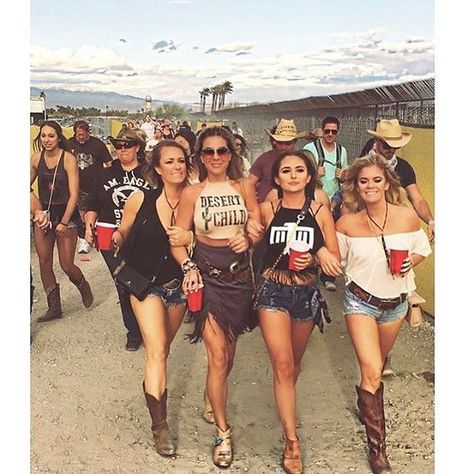 Faster Horses Outfit, Stagecoach Festival Outfits, Stagecoach Outfits, Country Music Concert Outfit, Stagecoach Outfit, Country Festival Outfit, Country Music Festival Outfits, Summer Country Concert Outfit, Country Fest