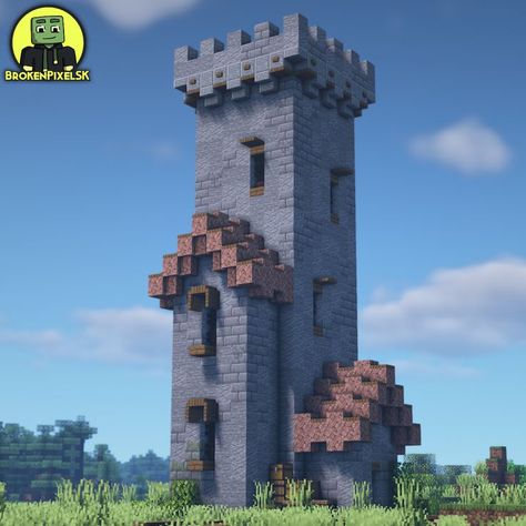 A Castle Tower in Minecraft! Minecraft Castle Tower, Tower In Minecraft, Medieval Guard, Simple Castle, Minecraft Castle Designs, Guard Tower, Minecraft Kingdom, Rumah Minecraft Sederhana, Minecraft Structures