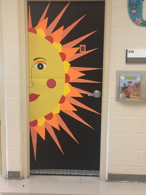 Classroom door: Mexican sun face Sunshine Classroom Door Ideas, Sun Bulletin Board Ideas, Sun Classroom Door, Sun Classroom Decoration, Mexican Sun Art, School Decorations Ideas Classroom Setup, Spring Classroom Door Decorations, Owl Classroom Door, Trinity Christian