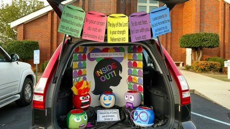 Inside Out trunk or treat!! Inside Out Trunk Or Treat, Trunk Or Treat Themes, Trunk Or Treat Decorations, Inside Out Party Ideas, Church Trunk, Trunker Treat Ideas, Trunk Or Treat Ideas, Cars Disney, Halloween Wallpaper Cute