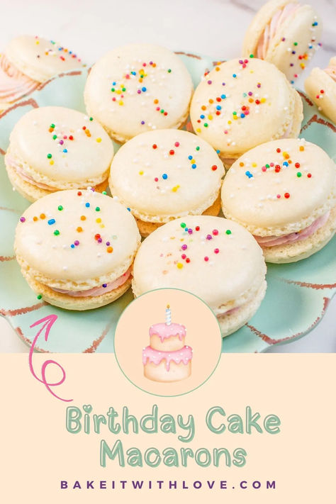 A blue plate with 6 white macaroons with pink buttercream and rainbow sprinkles on top. Cake Batter Macarons Recipe, Birthday Cake With Macarons And Flowers, Macarons Birthday Cake, Chocolate Chip Crinkle Cookies, Birthday Cake Macarons, Birthday Macarons, Group Dessert, Macarons Birthday, Four Ever Sweet