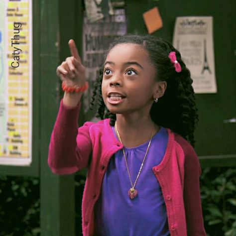 #Hey Jessie #Jessie #Zuri #Zuri Ross #Disney Hey Jessie Disney, Zuri Ross, Sky Jackson, Hey Jessie, Disney Jessie, Skai Jackson, Nickelodeon Shows, Comfort Characters, Disney Channel