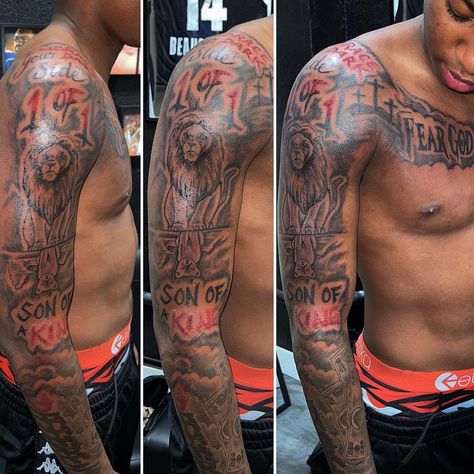 Jamar Chase Tattoo, Big Shoulder Tattoo Men, Shoulder Tattoo Men Sleeve, Whole Sleeve Tattoo Men, Arm Sleeve Tattoos For Men Ideas, Chest And Arm Tattoo Men, Upper Bicep Tattoos For Men, Black Men Tattoos Sleeve, Top Arm Tattoo For Men