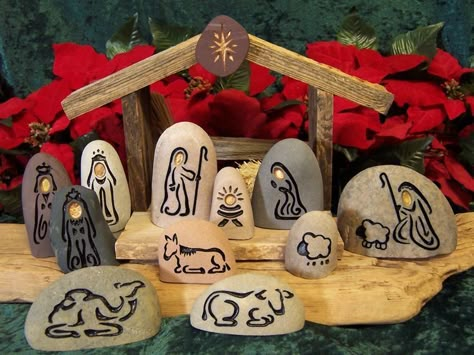 Nativity Scene Sets, Engraved Stone, Dremel Crafts, Diy Nativity, Christmas Rocks, Dremel Projects, Christmas Rock, Nativity Sets, Stone Engraving